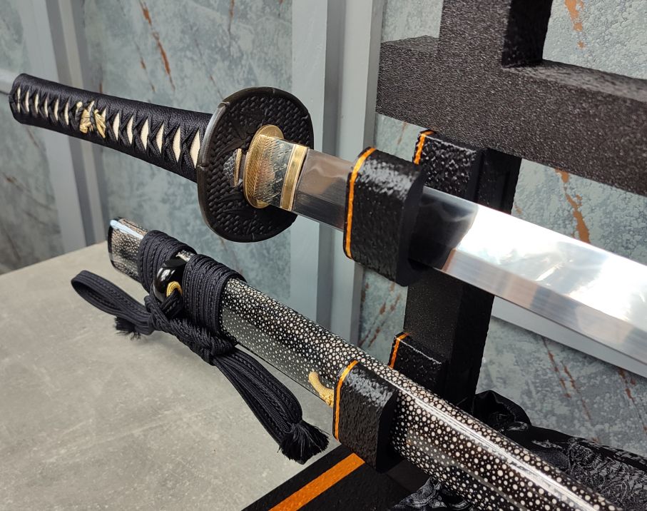Munenori Daimjó Katana Black San-mai gitae - samurajský meč
